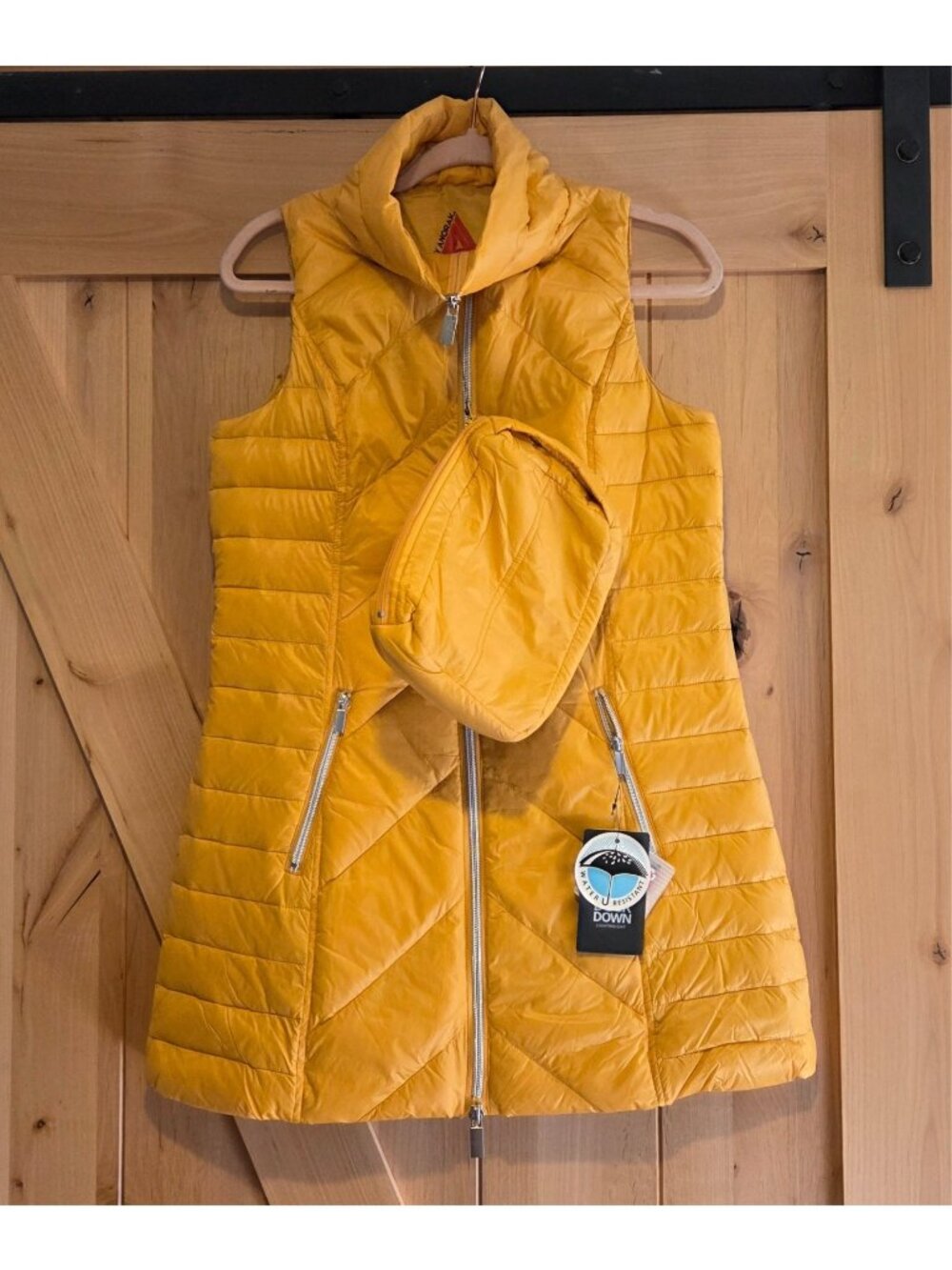 New! MY ANORAK Size XS Duck Long Down Vest Yellow Full Zip Pocket Packable Pouch